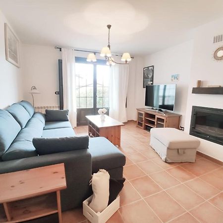 Mirador De Leres Apartment Хака Екстериор снимка