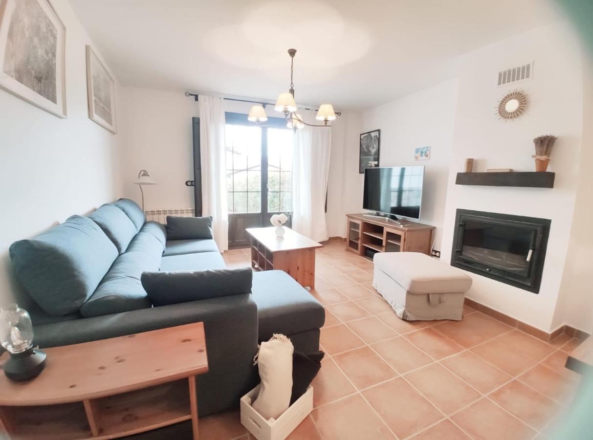 Mirador De Leres Apartment Хака Екстериор снимка