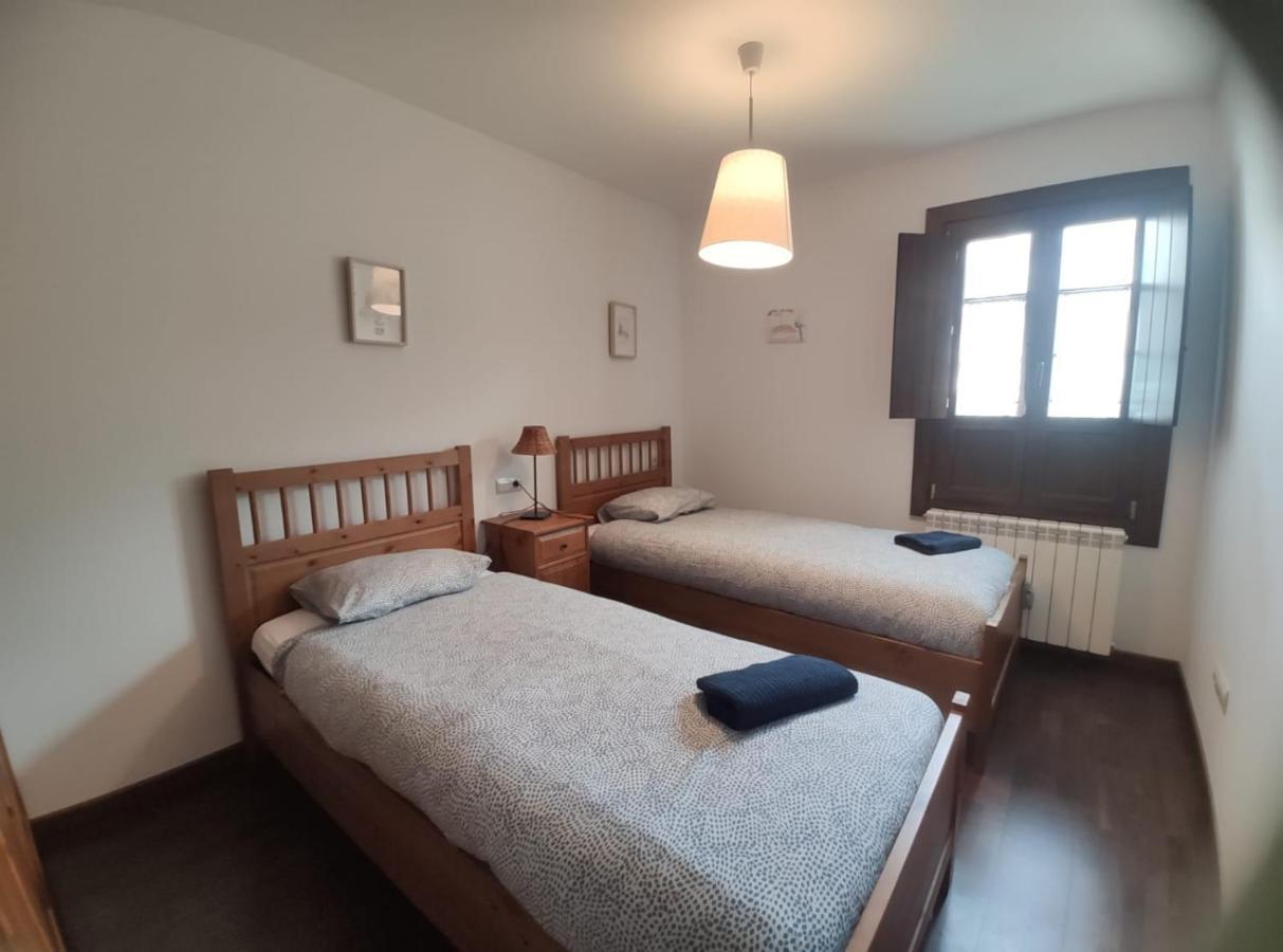 Mirador De Leres Apartment Хака Екстериор снимка